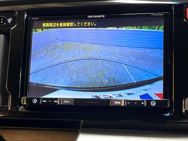 【問合せ：0749-27-4907】【バックカメラ】駐車時に後方がリアルタイム映像で確認できます。大型商業施設や立体駐車場での駐車時や、夜間のバック時に大活躍！運転スキルに関わらず、今や必須装備