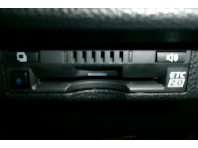 ETC2.0車載器付きです。従来のETCでは受けれないお得なメリットがあります。詳しくはスタッフまでお尋ねください。