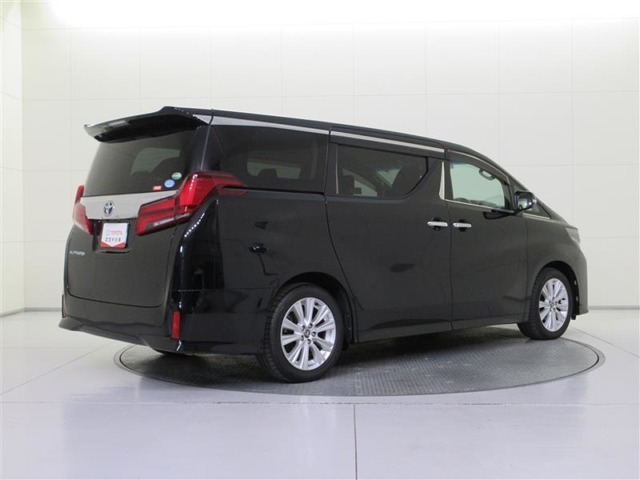 トヨタの高品質U-Car洗浄ブランド『まるごとクリーニング』実施済み！シートを取り外して徹底洗浄しています。