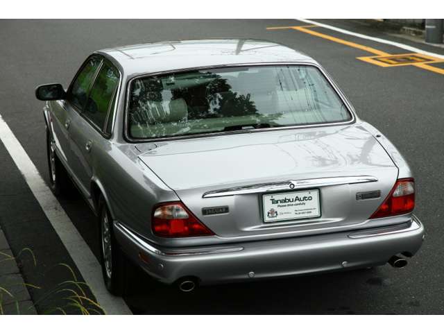 電装品の改良（デンソー製）で信頼性を得た革新的なXJ（X308）お薦めです。