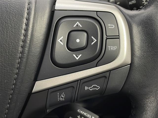 【運転席操作部】快適なドライブを楽しむための機能が装備されています！運転席から触れるので、使いやすいです！除菌プランいれていただくと、さらに清潔で安心していただけます！