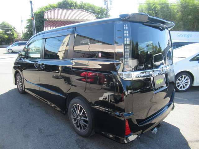 ガレージロッソなら全車両保証付き！！納車まで代車の無料貸し出しサービスもあります！ガレージロッソ公式ライン（＠029emvpm）もありますので、お気軽にお問い合わせください。