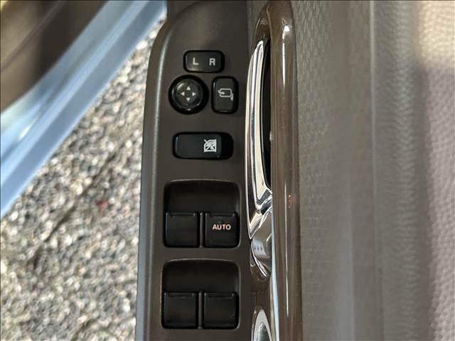 中古軽自動車の場合、登録に住民票が必要となります！お早目のご納車をご希望の場合は、事前にご準備いただき来店いただけると納車までがスムーズになります！