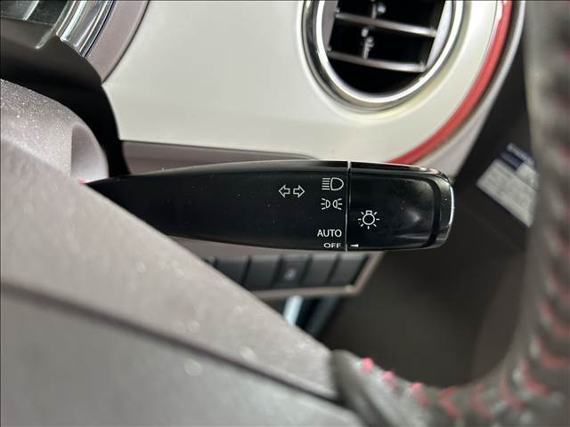 ご納車後も安心、安全なお車にお乗りいただく為にお得な保証パックもご用意しております。軽スマイルは、ご成約から納車後までお客様の大切なお車のサポートをさせていただきます！