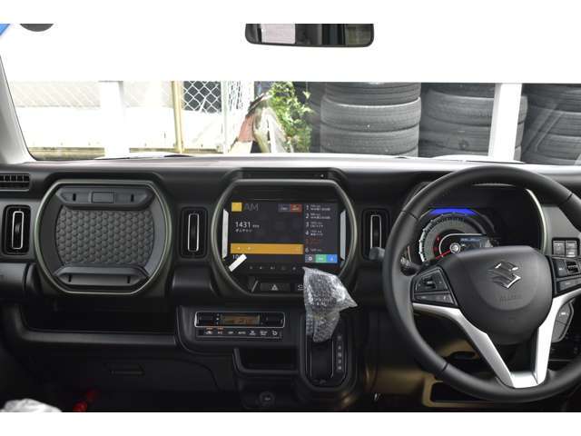 【インパネ】フロントからの視野もこんなに広いです♪運転のしやすさもこのお車の特徴です☆