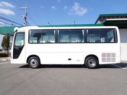 175馬力　ターボ車　総輪アルミホイール　前輪エアサス