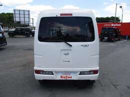 ＜スマートアシスト3＞　LEDヘッドライト　オートライト　オートマチックハイビーム　運転席・助手席エアバック＆パワーウィンド　ETC　衝突被害軽減　横滑り防止　車線逸脱警報　純正CDデッキ