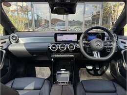 アドバンスドパッケージ（ヘッドアップディスプレイ　MBUX-ARナビTV　インテリアアシスタント　ブルメスターサウンド　パノラマスライディングルーフ）