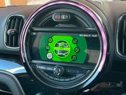 ご来場が難しいお客様でもご安心下さい、店頭在庫でしたらテレビ電話などを使いお車の詳細をご説明させて頂く事も可能でございます。当店スタッフが真心込めてご対応させて頂きます。