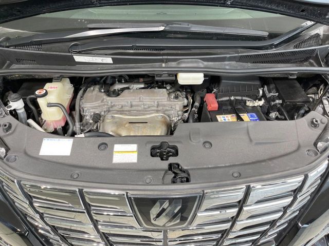 親切・丁寧な専門メカニックスタッフが応対！・車検・点検整備・事故等の修理などアフターサービスも安心。お車のカスタマイズもネクステージのサービススタッフまでご相談ください！