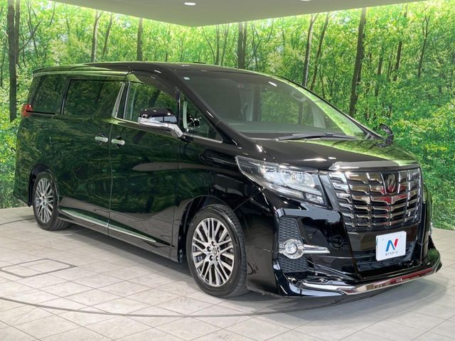 大好評のボディコーティング「弾スプラッシュコート」もご納車までに施工可能。通常のガラスコートと異なる、耐久年数6年の無機質ガラスコーティングが、ボディをキレイな状態に保ってくれます。