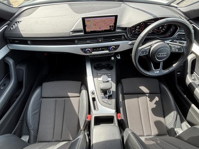 【認定中古車】Audi専門のテクニシャンが、100項目にもおよぶ精密な点検を実施。すべてをクリアしたAudi車のみが対象となります。