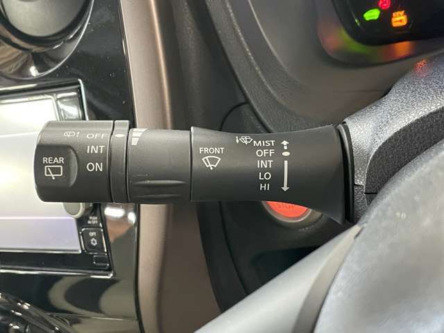 運転席周りに大きな傷、汚れ、へたりなどなく良質な状態です！