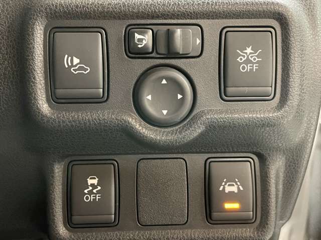 お車の機能や安全装備に関して気になる方は、ぜひ一度ご来店ください！その場でスタッフがご説明可能です！