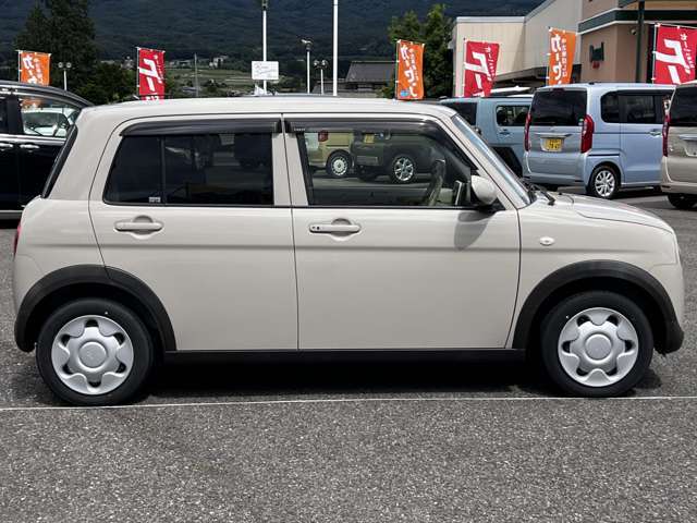 【輝き】　ご納車前のボディガラスコーティングやポリマーコーティングも低価格にてご提供しております。