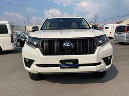 「スズキ黒瀬販売」へようこそ♪ ご覧いただき誠にありがとうございます。お気に入りのお車をよりよい状態でお届けいたします。