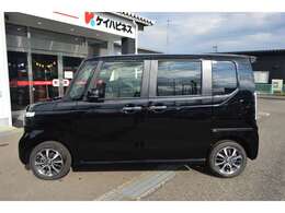 当店の在庫車両の多くは第三者機関(JAAA)の鑑定を受けています。鑑定書から車両状態を確認することができますので、お尋ねください。