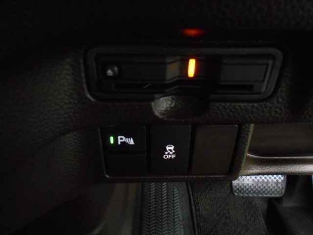 ETC付！高速道路の料金所はキャッシュレスで通過です！サービスエリア等にあるスマートインターの出入りも利用可能でとっても便利☆ご納車後すぐにお使い頂けるようセットアップしてのお渡しとなります。