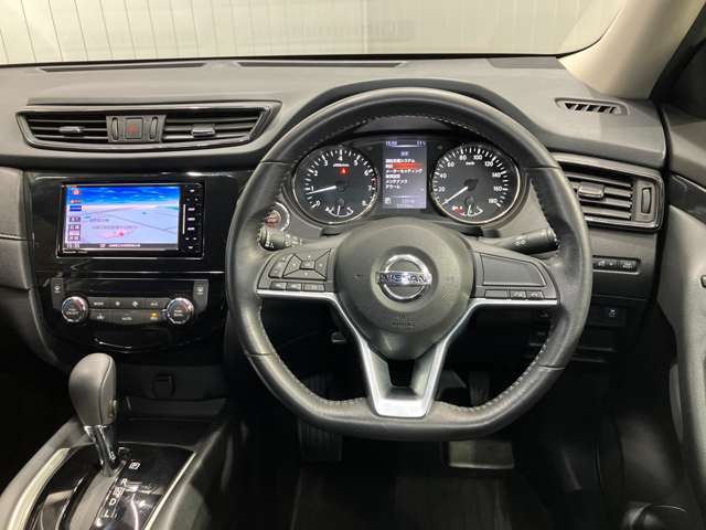 ステアリングスイッチ付きなので運転がしやすいです！