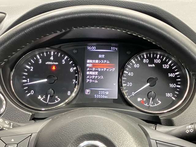 【メーター】昼間も夜間もとっても見やすく疲れにくいメ-タ-類で長距離ドライブの時もラクラク♪♪