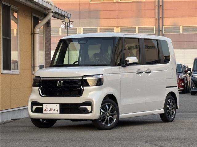 ■□■□■ 在庫数は約6000台！！  グループ年間販売台数は20000台！！ 大量販売・大量仕入で1台あたりのコストを削減しています！！ ■□■□■