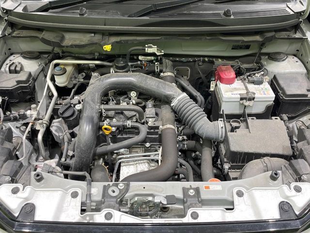 親切・丁寧な専門メカニックスタッフが応対！・車検・点検整備・事故等の修理などアフターサービスも安心。お車のカスタマイズもネクステージのサービススタッフまでご相談ください！