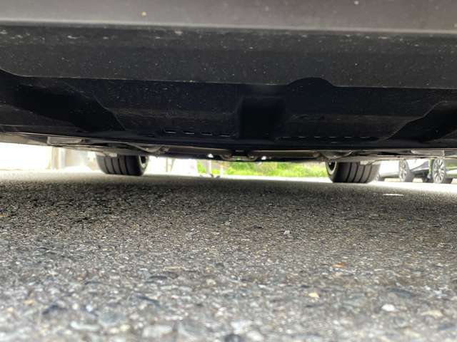 ◆HKSスーパーターボマフラー HKSメタル触媒・HKSハイパーマックスR車高調 （純正マフラー・純正触媒・純正足廻りあり）