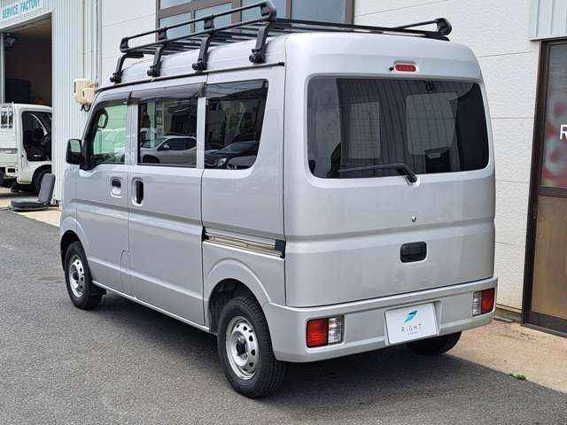 お車に関することは島根県出雲市のRIGHT.にお任せください！・営業時間 10:00～19:00 ・定休日 日曜、祝日※ご来店の際は事前にお電話ください