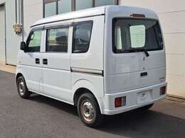 お車に関することは島根県出雲市のRIGHT.にお任せください！・営業時間 10:00～19:00 ・定休日 日曜、祝日※ご来店の際は事前にお電話ください