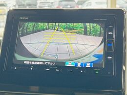 【バックカメラ】駐車時に後方がリアルタイム映像で確認できます。大型商業施設や立体駐車場での駐車時や、夜間のバック時に大活躍！運転スキルに関わらず、今や必須となった装備のひとつです！