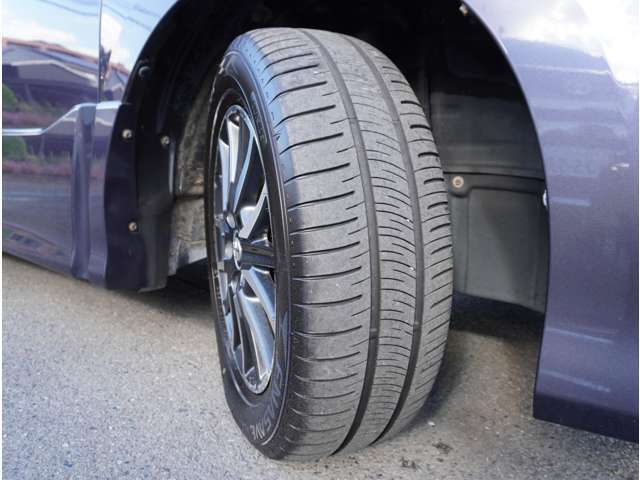 タイヤ交換もご相談ください国内タイヤメーカーお取り扱いいたします。