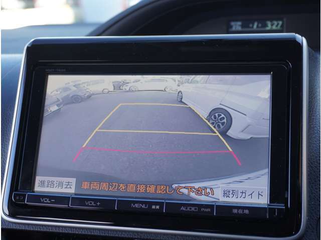 バックカメラも付いてますので、駐車が苦手な方にも安心してお乗り頂けます！