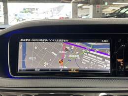 純正12.3インチナビ装備！！フルセグTVやBluetoothなどの様々なメディアを搭載！！