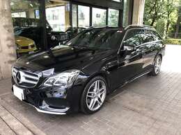 AMGパッケージのアルミホイールは精悍です。メッキモールも曇りがほとんどありませんので、お車を大切にお乗りになりたい方には特ににお勧めです。