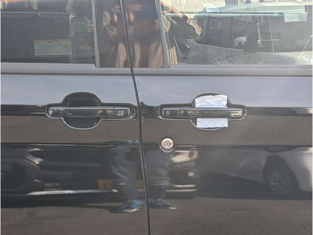 ☆訳アリ目玉車とは☆　品質が高い車両だけど少しだけ訳アリな商品です。展示期間が長い車両/キズや汚れが少しある/下取り車などで中間マージン無しなどの理由です。
