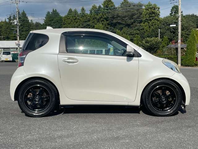 トヨタIQ 1.3 トヨタ iQ 1.3 130G レザーパッケージ フルオプション の中古車