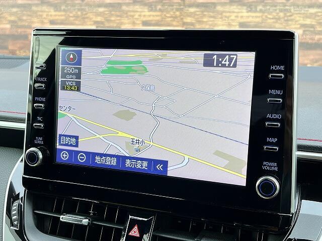 当店は陸運局認証工場を併設しております！自社工場にて車検整備（24ヶ月点検）または、納車点検整備（法令12ヶ月点検）を行い、記録簿を発行したうえでご納車させて頂きます！