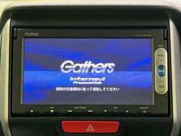 【純正ナビ】人気の純正ナビを装備。オーディオ機能も充実しており、Bluetooth接続すればお持ちのスマホやMP3プレイヤーの音楽を再生可能！毎日の運転がさらに楽しくなります！！