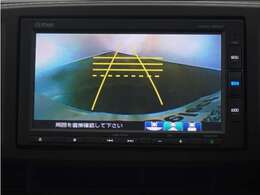 ◆バックカメラ◆リバースにするだけで映ります、後方の安全確認や、狭い駐車場での車庫入れ、雨の日や夜間など視界の悪い時に便利です！安全にバックする為には欠かせない装備です。