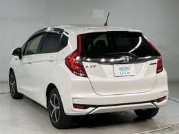 お車でのアクセス”高速道路　横浜横須賀道路　日野インターより約4分　インター交差点右折して2つ目日野中央公園交差点右折し右手に当店がございます。