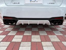 【TRDエアロ】人気のTRDエアロを装備！クルマの外観がよりスタイリッシュになり、街中で存在感あふれる1台に♪将来買い替える時にもリセールに影響しやすく、価値ある人気の装備です！