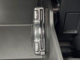 【ETC】高速道路の料金所をストレスなく通過！話題のスポットやサービスエリアに多い「スマートIC」利用時は必須のアイテムです。当店でセットアップを実施、ご納車当日からすぐにご利用いただけます！