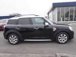 徳島県にて輸入車ディーラーを30年以上運営してきた『ノヴィルグループ』ならではの、安心整備（バッテリー新品交換など）にてお客様にご納車させて頂きます。