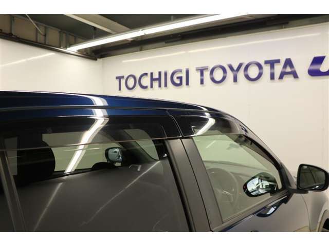 【トヨタ高品質CAR洗浄　『まるまるクリン』】　シート等の汚れ・エアコン内部・天井などに染み付いた臭いも根こそぎ消臭洗浄！ボディに付着している頑固な汚れ、ルームの油汚れを丁寧に洗浄コーティング！