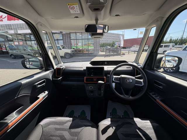 ケイカフェでは、快適なカーライフを過ごしていただくためにオイル交換～定期点検や車検整備なども実施。国土交通省トップランクの指定工場6拠点、認証工場1拠点の体制で高いクオリティの整備を実施しております。