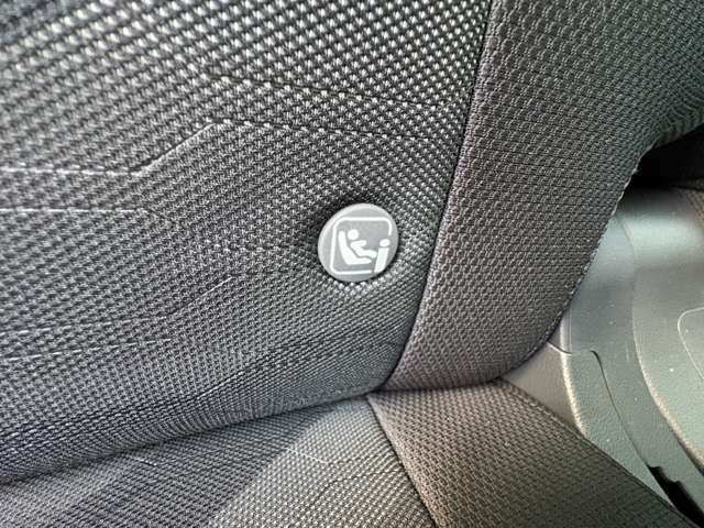 ISOFIXなのでチャイルドシートと連結が出来ます！