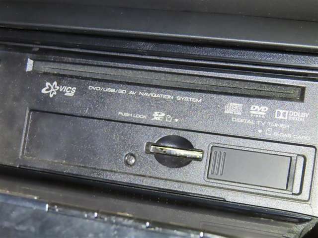 CD＆DVDの再生が出来ます。