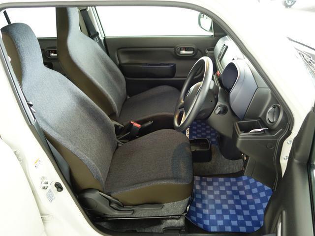 キッズスペースは広くとってございますのでお子様連れの方もお気軽にご家族でご来店ください