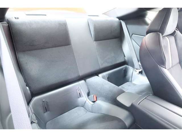 ローンでのお支払いも承っております。支払回数12回（1年）～84回（7年）まで選択可能です。残価設定型（60回まで）も承っております！詳しくは店頭までお越しください！！