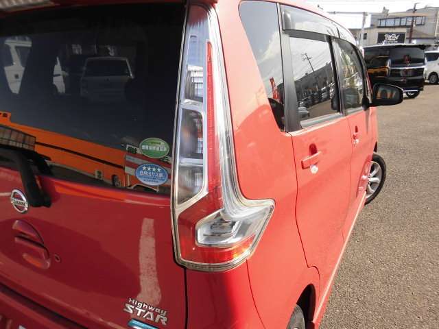 乗換えをご検討の方はチャンスです！！下取りキャンペーン開催中！！！査定額0円といわれた車輌、事故現状車、不動車も10万円の査定額保証！！詳細はスタッフまでお問い合わせ下さい！！